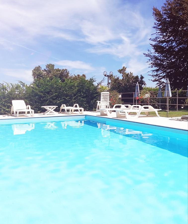 Lo Scoiattolo Hotel Massino Visconti